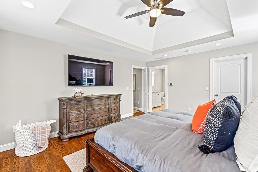 8 Veterans Way Reading, MA 01867 - Photo 26 of 41 Gallery Image 26