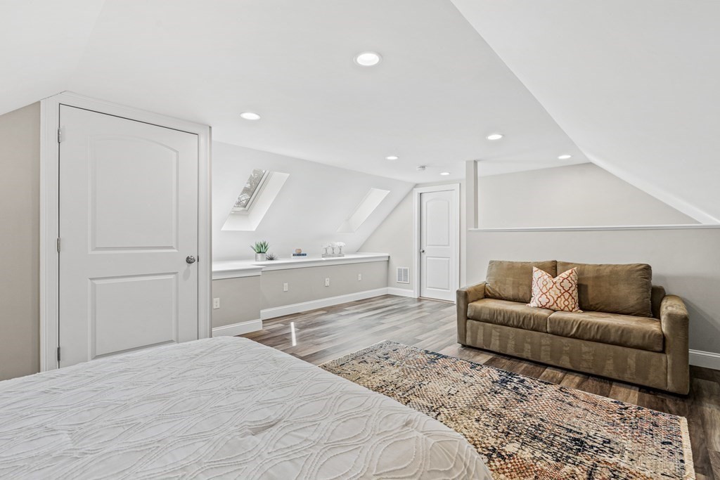 8 Veterans Way Reading, MA 01867 - Photo 36 of 41 Gallery Image 36