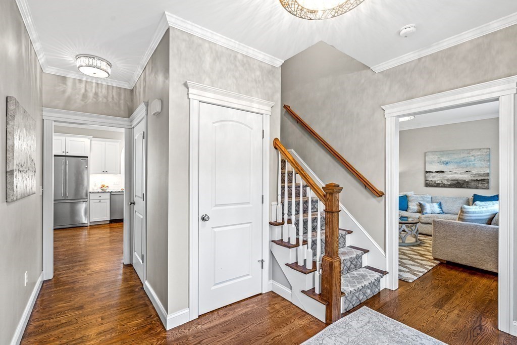 8 Veterans Way Reading, MA 01867 - Photo 10 of 41 Gallery Image 10