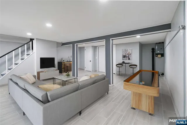 $4,750 | 451 Sagamore Avenue, Teaneck, NJ 07666