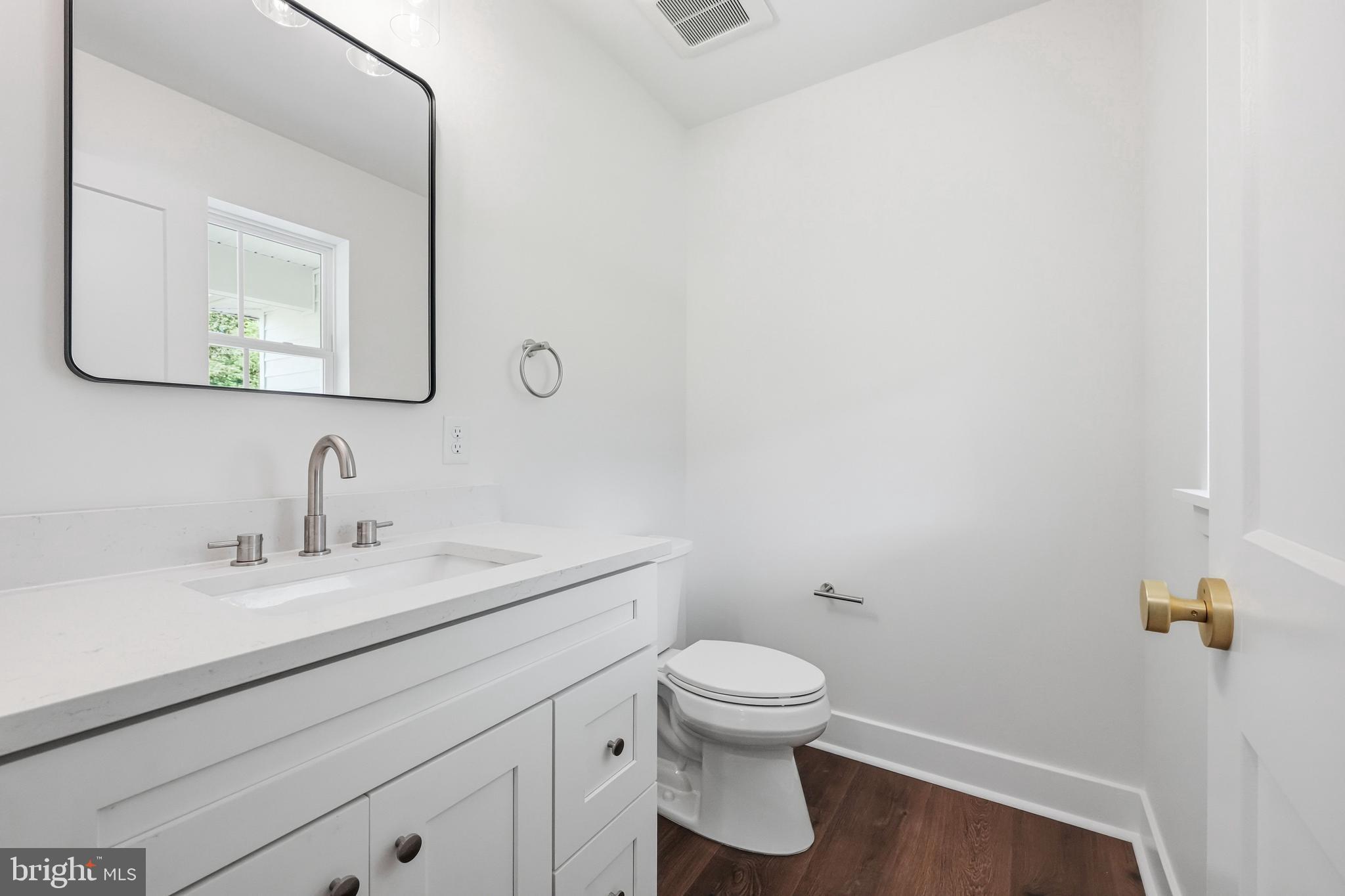 413 Atco Avenue Atco, NJ 08004 - Photo 12 of 38