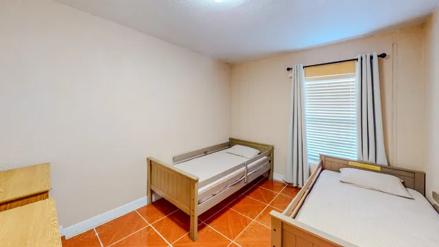 $350,000 | 216 East Plantation Drive, Clute, TX 77531