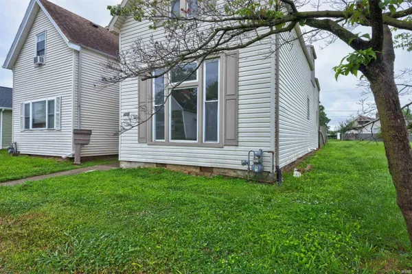 $149,000 | 1210 North 3rd Avenue, Evansville, IN 47710