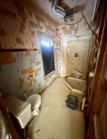 $159,900 | 176 South Scott Street, Adrian, MI 49221