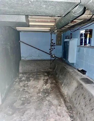 $159,900 | 176 South Scott Street, Adrian, MI 49221