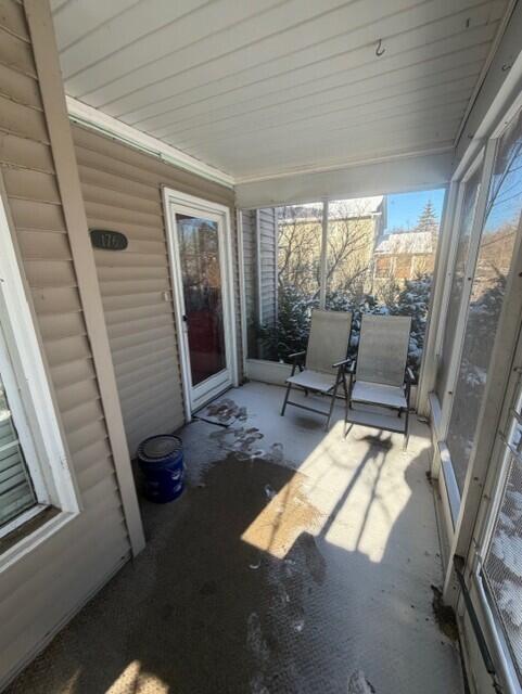 176 South Scott Street Adrian, MI 49221 - Photo 5 of 41 176 S Scott St - 27