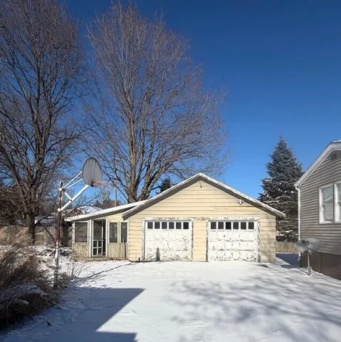 $159,900 | 176 South Scott Street, Adrian, MI 49221