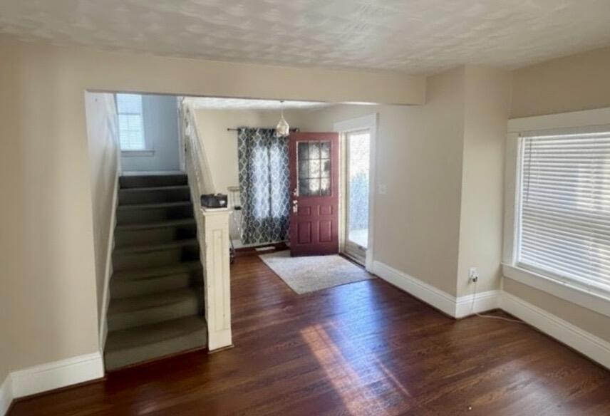 176 South Scott Street Adrian, MI 49221 - Photo 9 of 41 176 S Scott St - 04