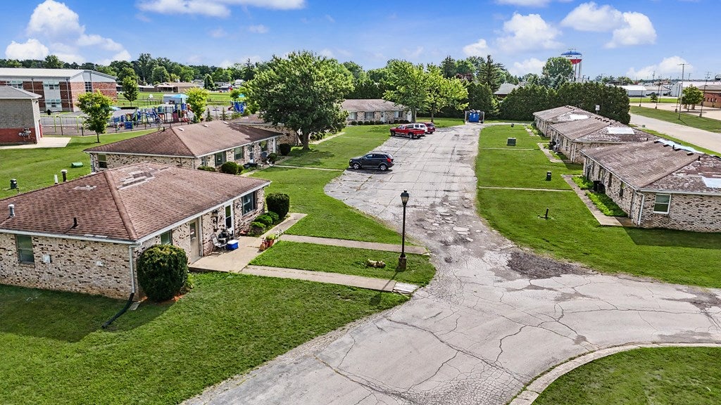318 Rae Court Willard, OH 44890 - Photo 3 of 27 Gallery Image 3
