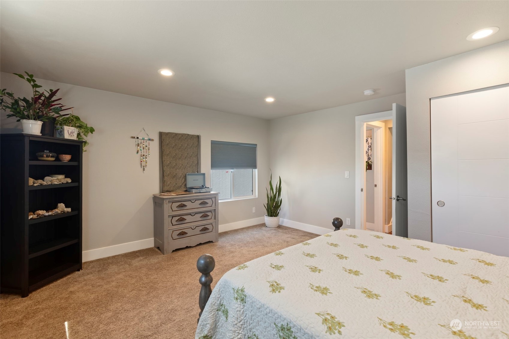1720 South Walters Road Tacoma, WA 98465 - Photo 20 of 40 Gallery Image 20