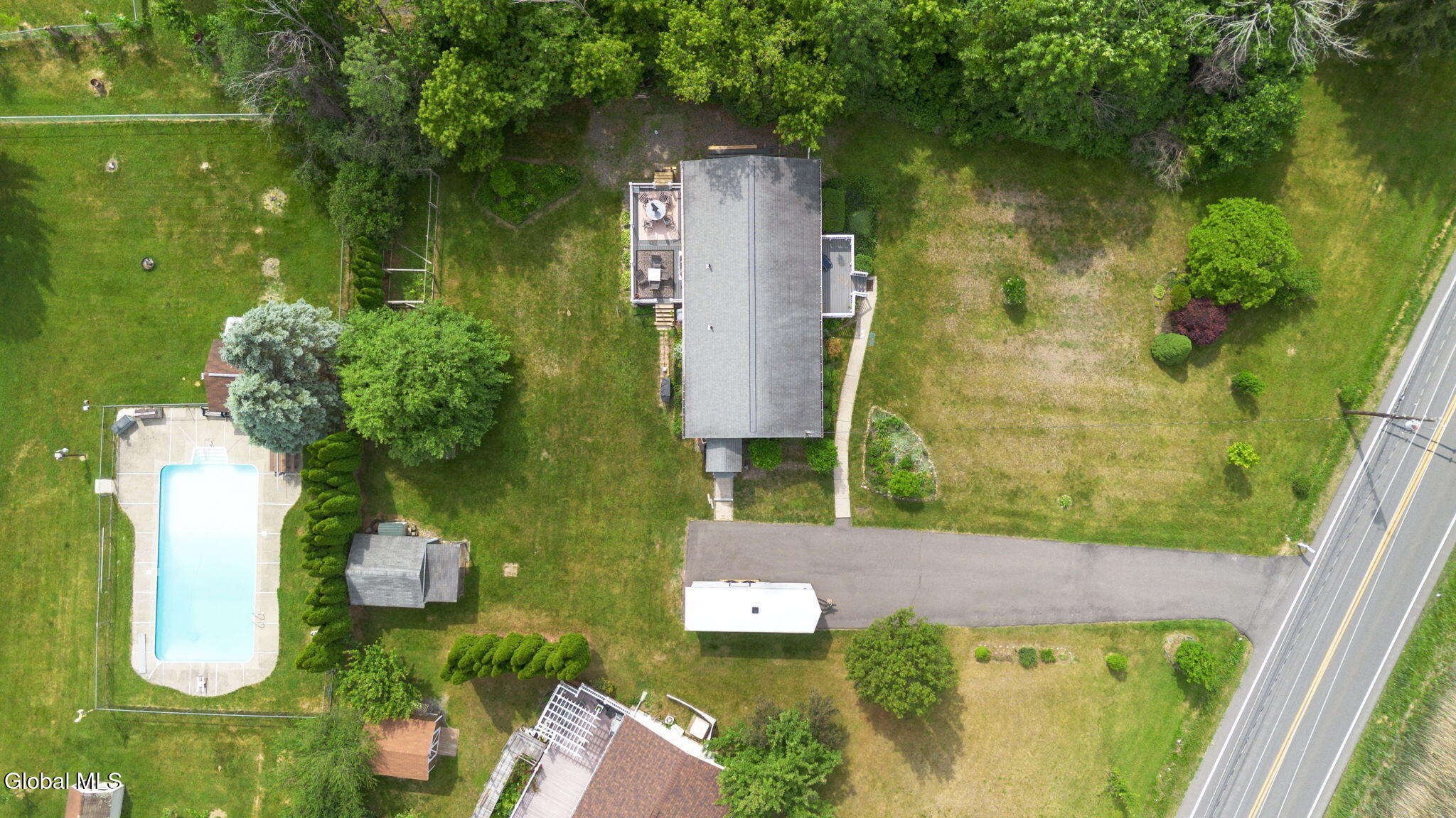 144 Haswell Road Colonie, NY 12110 - Photo 3 of 48 48-web-or-mls-144-haswell-rd