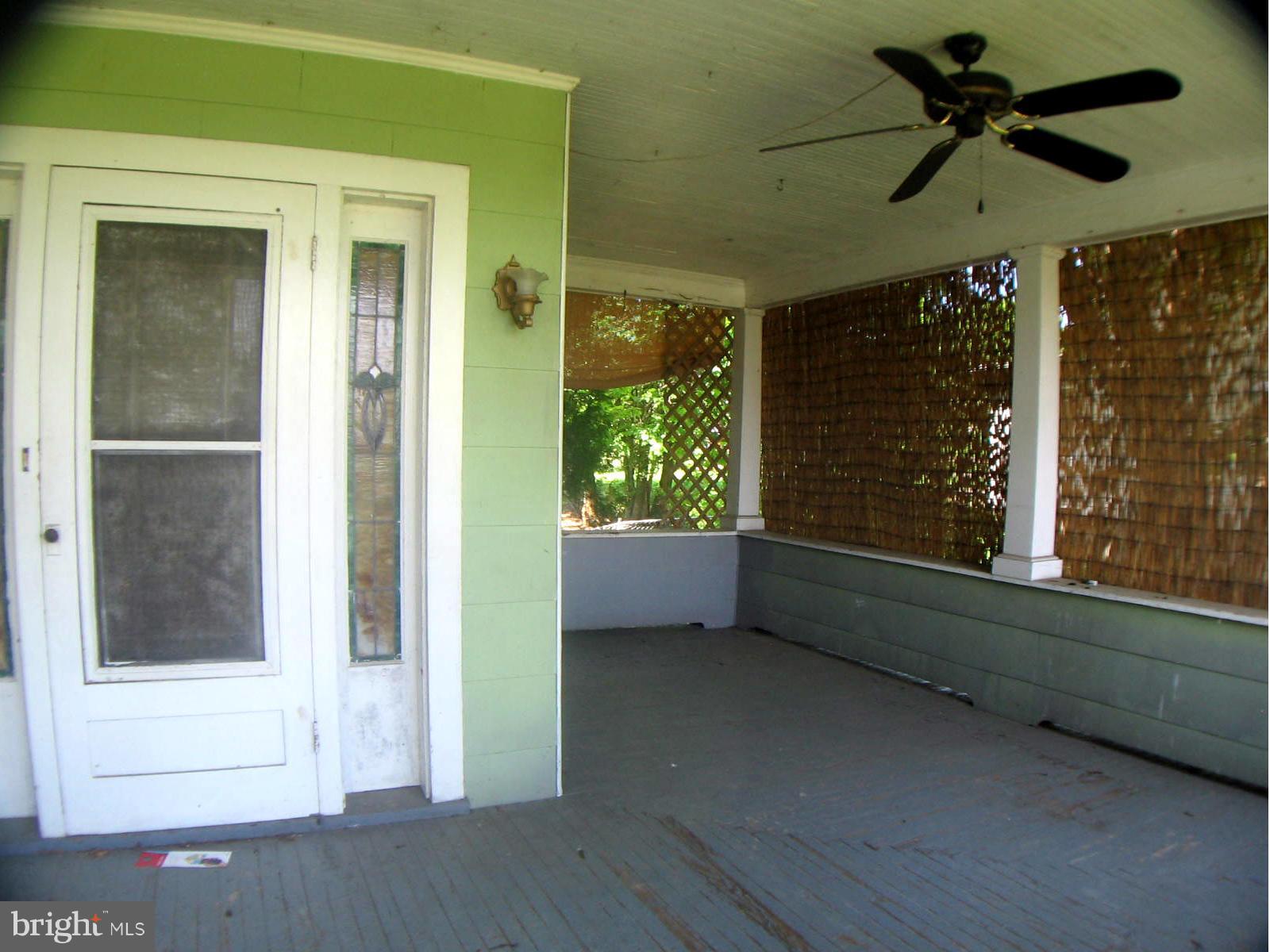 3114 Rolling Rd. Baltimore, MD 21244 - Photo 2 of 21 Exterior (Front)