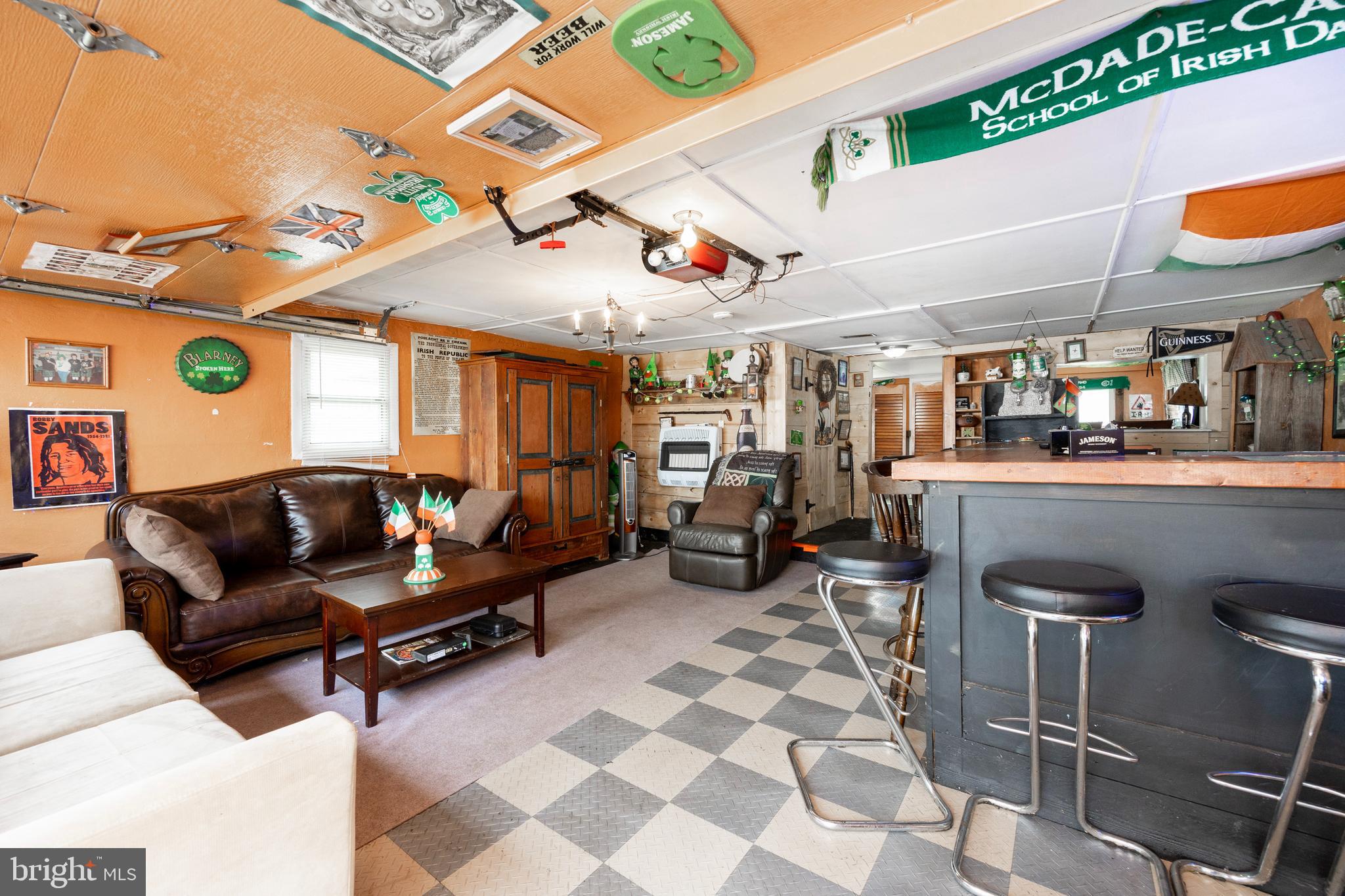 222 Highland Avenue Wayne, PA 19087 - Photo 22 of 46 Garage Pub