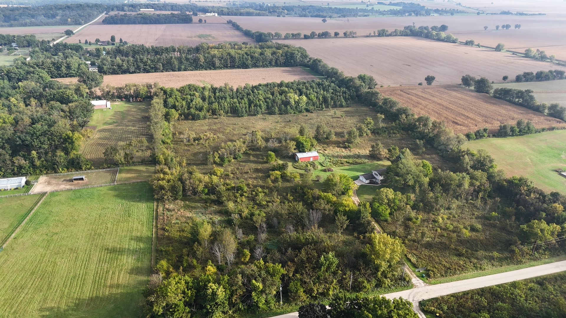 1607 Wheeler Road Kirkland, IL 60146 - Photo 2 of 54 Gallery Image 2