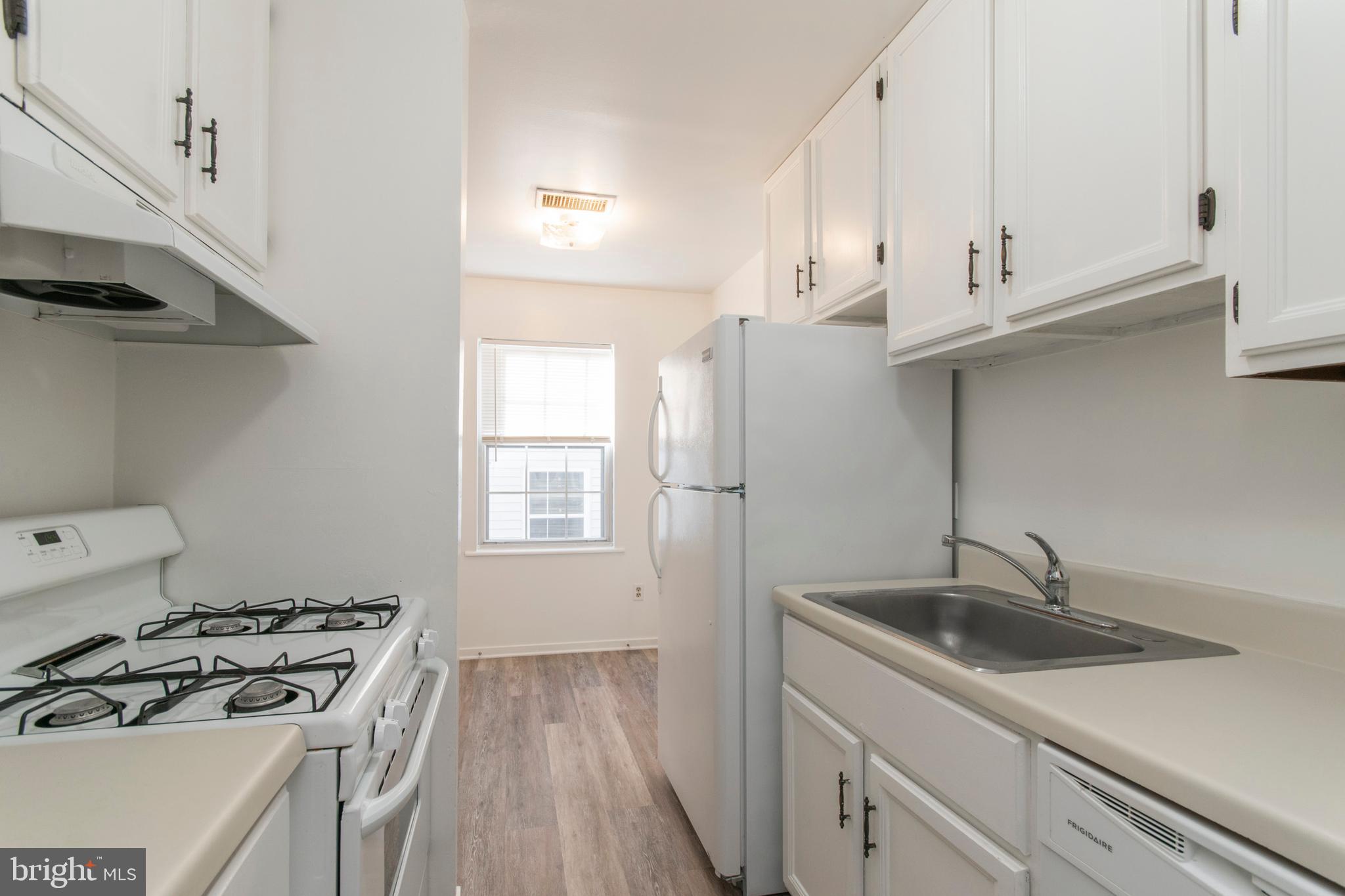 430 Harmon Road Philadelphia, PA 19128 - Photo 13 of 45