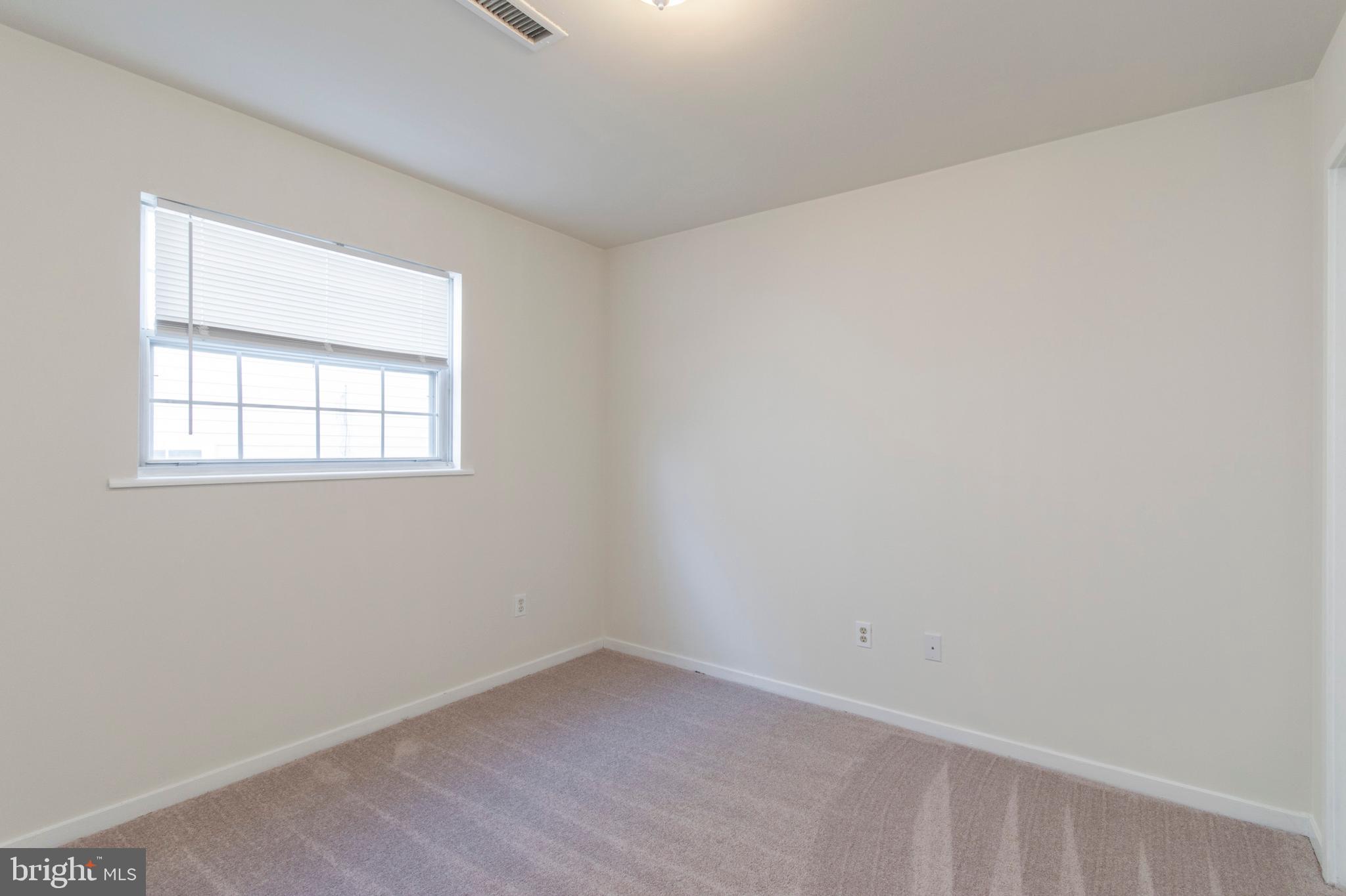 430 Harmon Road Philadelphia, PA 19128 - Photo 17 of 45