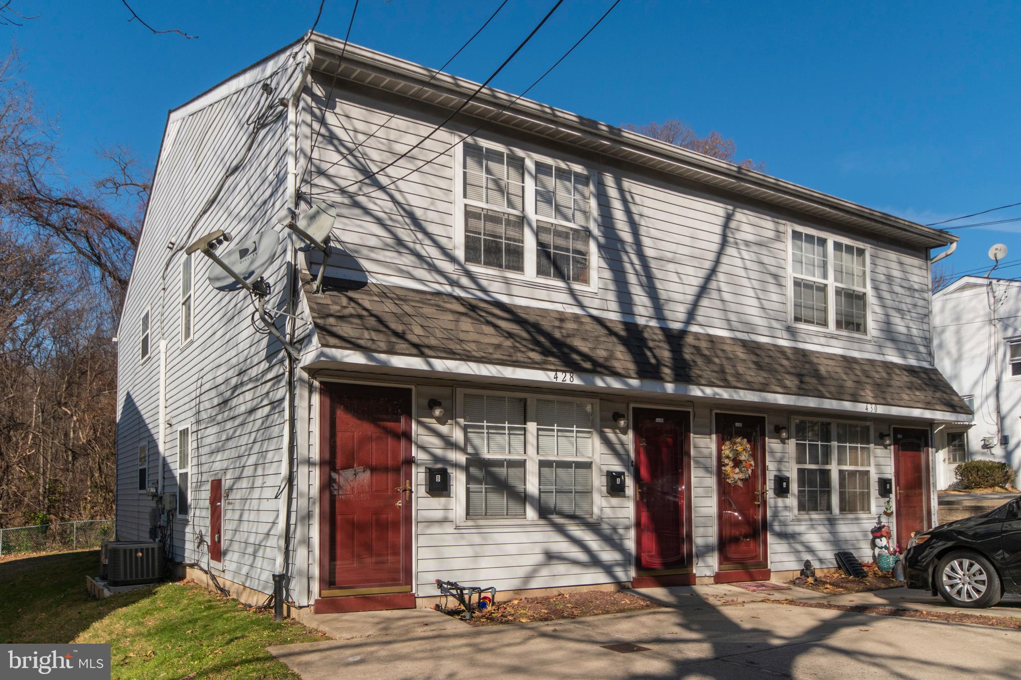 430 Harmon Road Philadelphia, PA 19128 - Photo 2 of 45