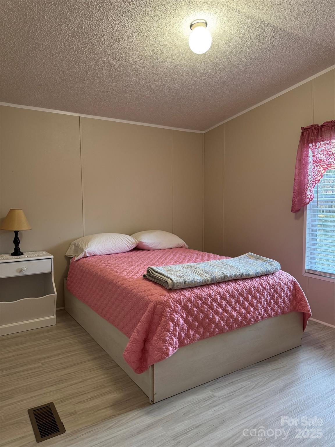 89 Ruth Whitaker Road Hendersonville, NC 28791 - Photo 16 of 22 Gallery Image 16