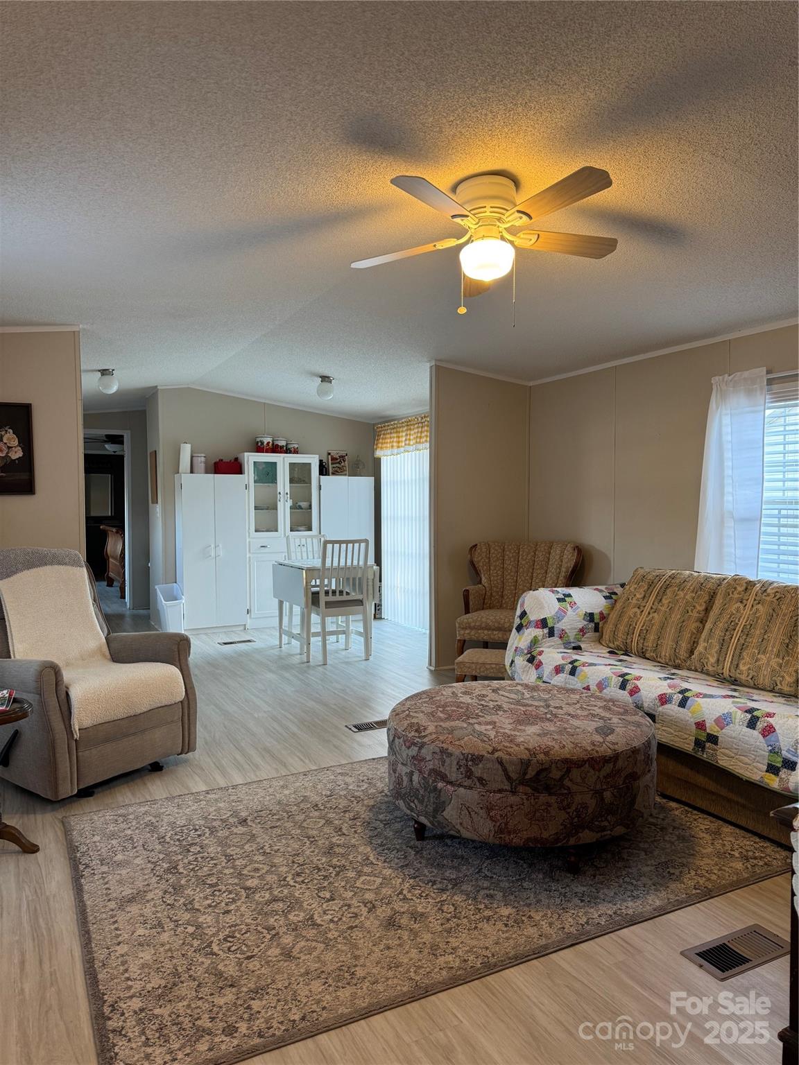 89 Ruth Whitaker Road Hendersonville, NC 28791 - Photo 7 of 22 Gallery Image 7
