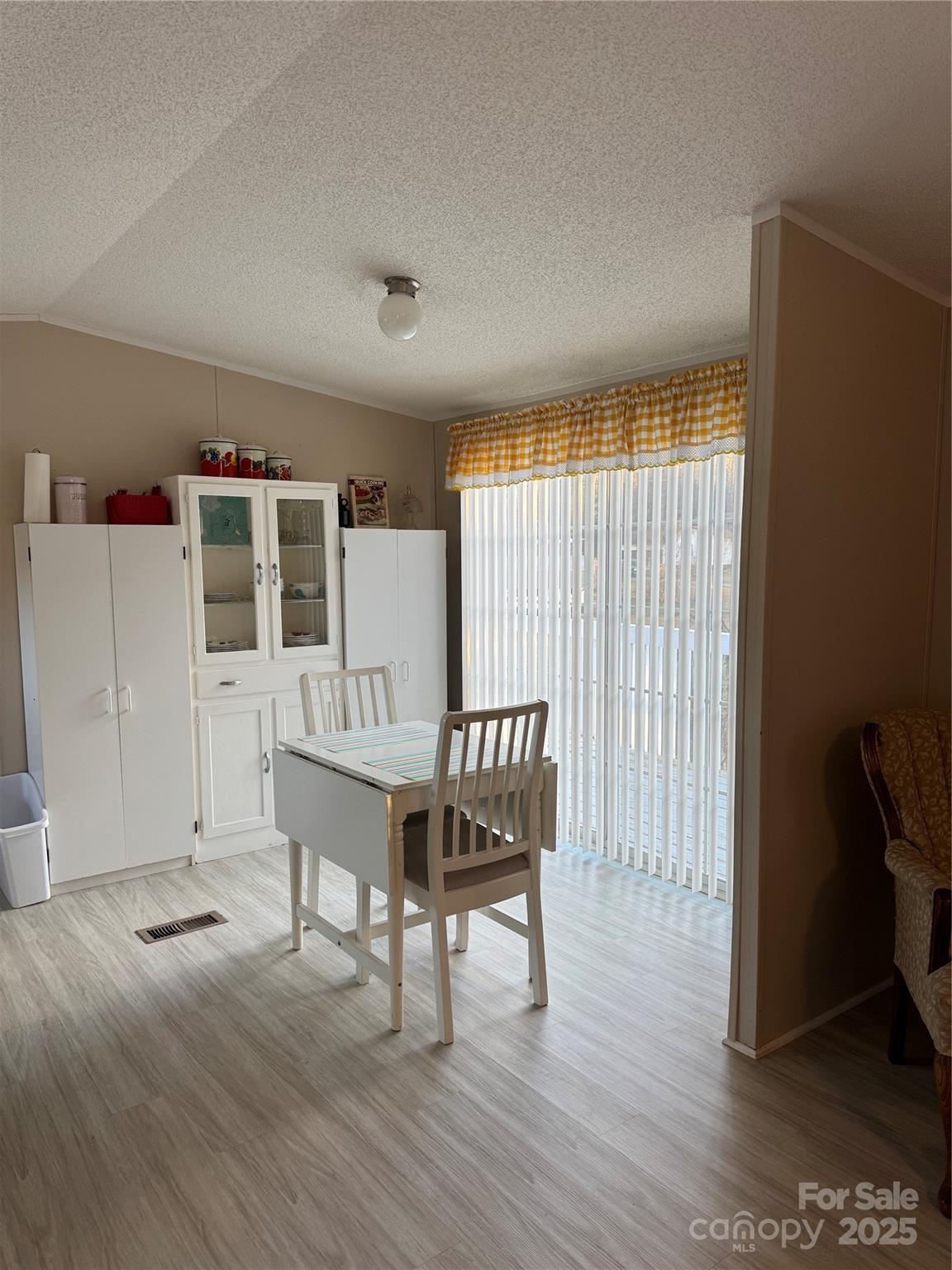 89 Ruth Whitaker Road Hendersonville, NC 28791 - Photo 10 of 22 Gallery Image 10