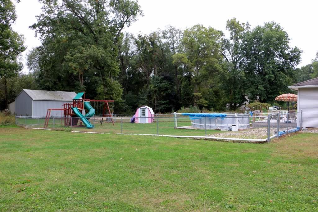 54560 Pear Road South Bend, IN 46628 - Photo 20 of 22