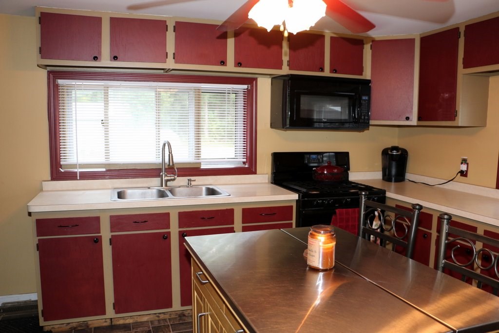54560 Pear Road South Bend, IN 46628 - Photo 6 of 22