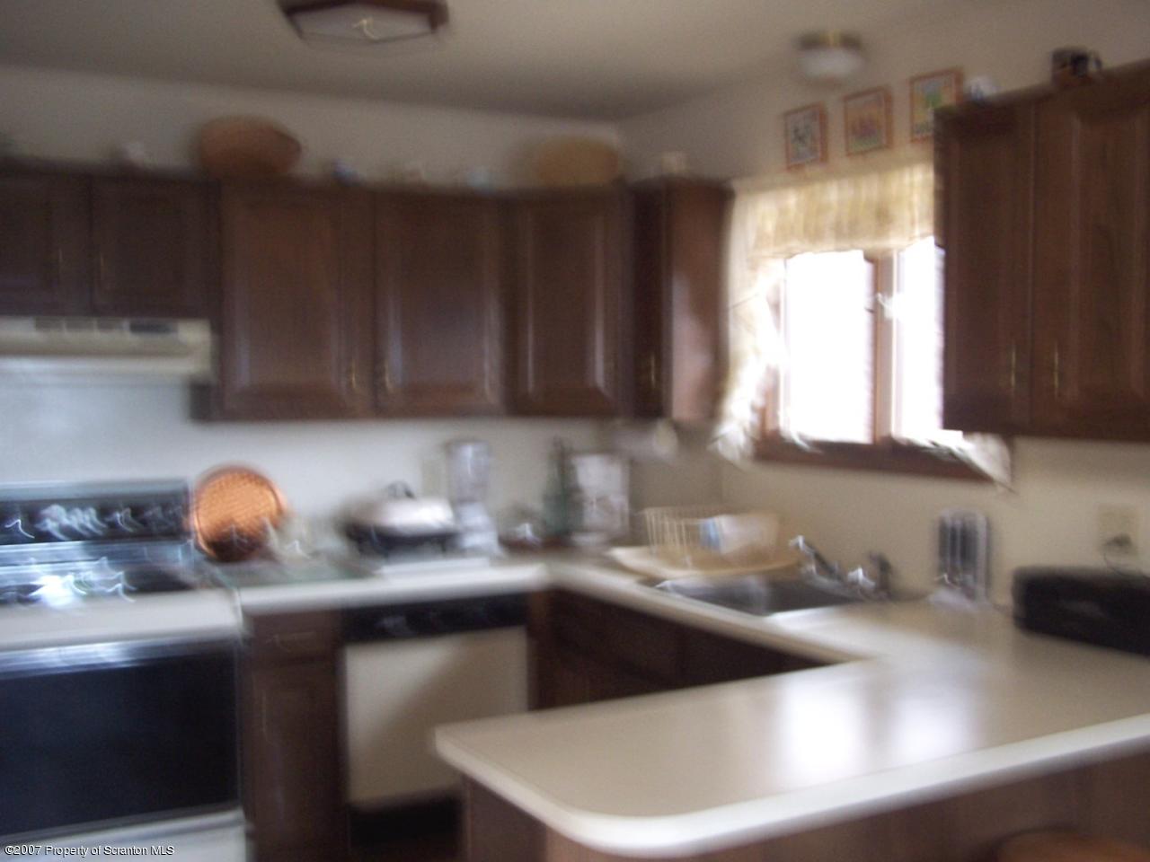 768 Deerfield Road Lake Ariel, PA 18436 - Photo 3 of 7 Gallery Image 3