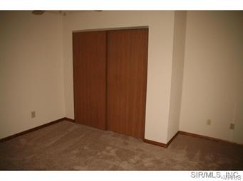 1009 Copper Ridge Maryville, IL 62062 - Photo 6 of 14 Gallery Image 6