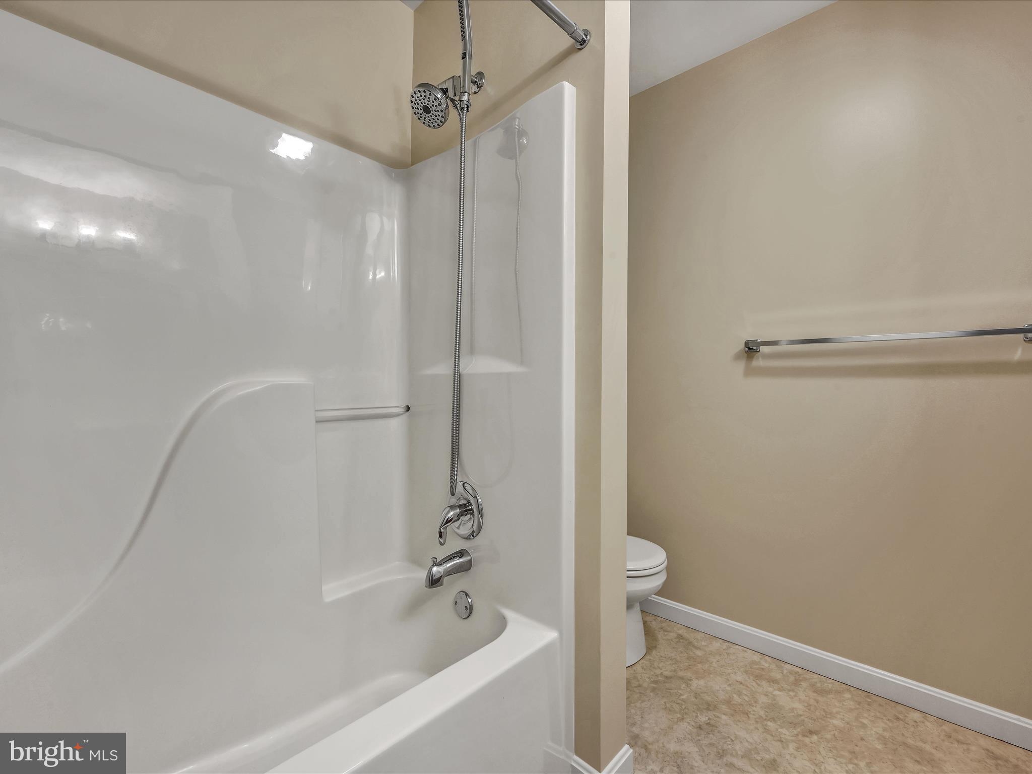 603 Wallingford Road Lititz, PA 17543 - Photo 28 of 38 Bathroom