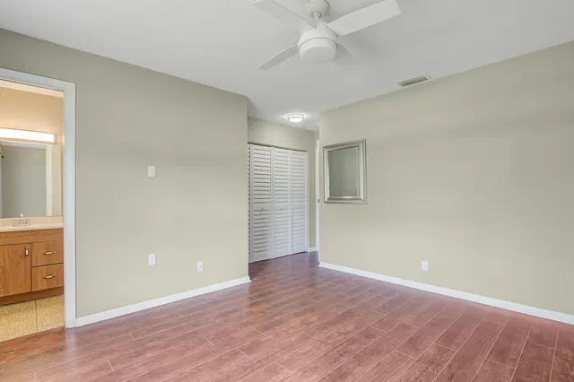 $564,000 | 140 Village Circle, Jupiter, FL 33458