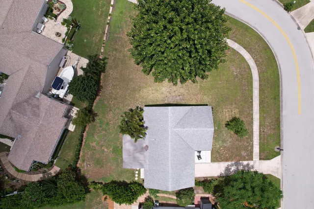 $564,000 | 140 Village Circle, Jupiter, FL 33458