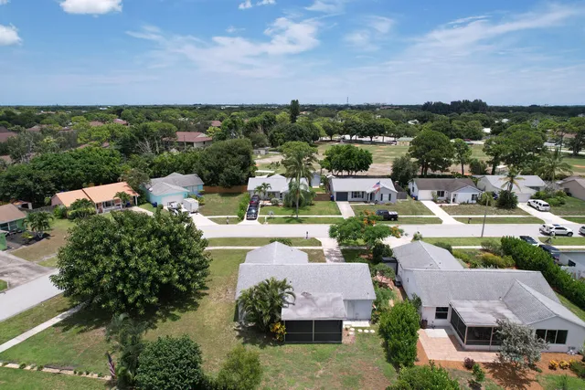 $549,000 | 140 Village Circle, Jupiter, FL 33458