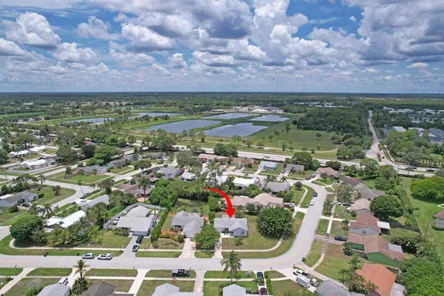 $549,000 | 140 Village Circle, Jupiter, FL 33458