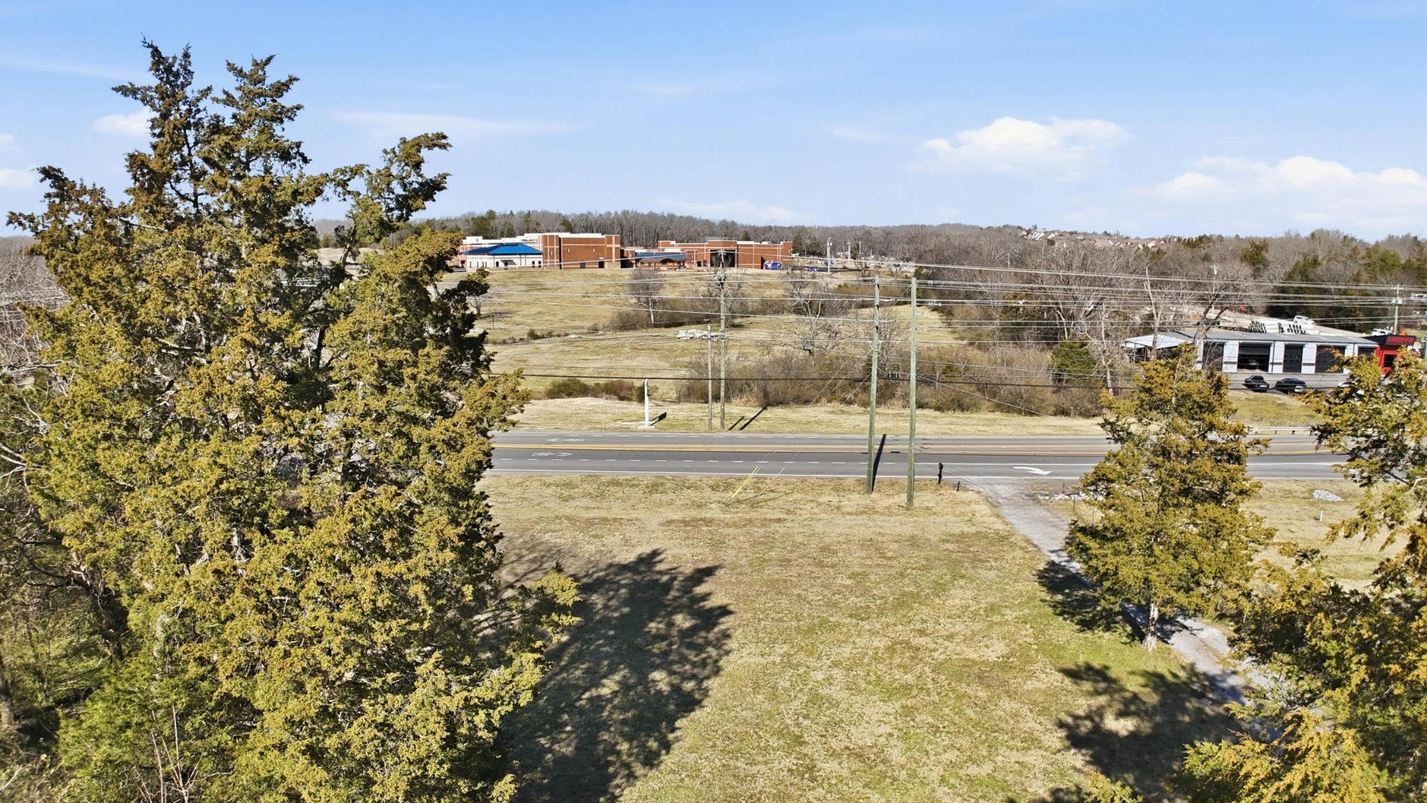 10032 Lebanon Road Mount Juliet, TN 37122 - Photo 4 of 16 a view of a city