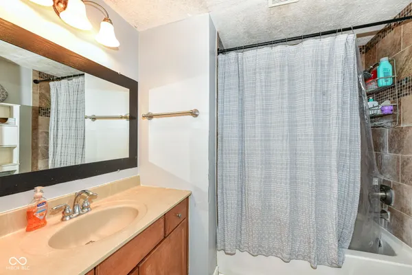 $199,000 | 1619 Mutz Drive, Indianapolis, IN 46229