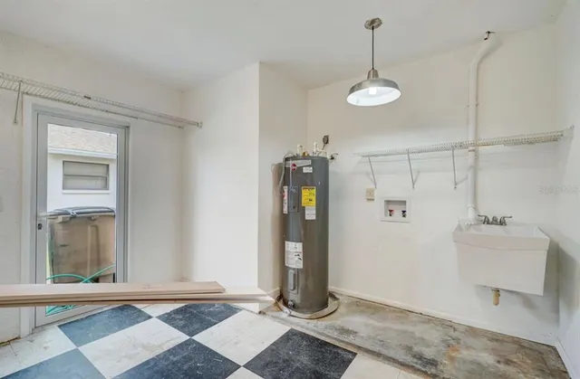 a view of an entryway of a house