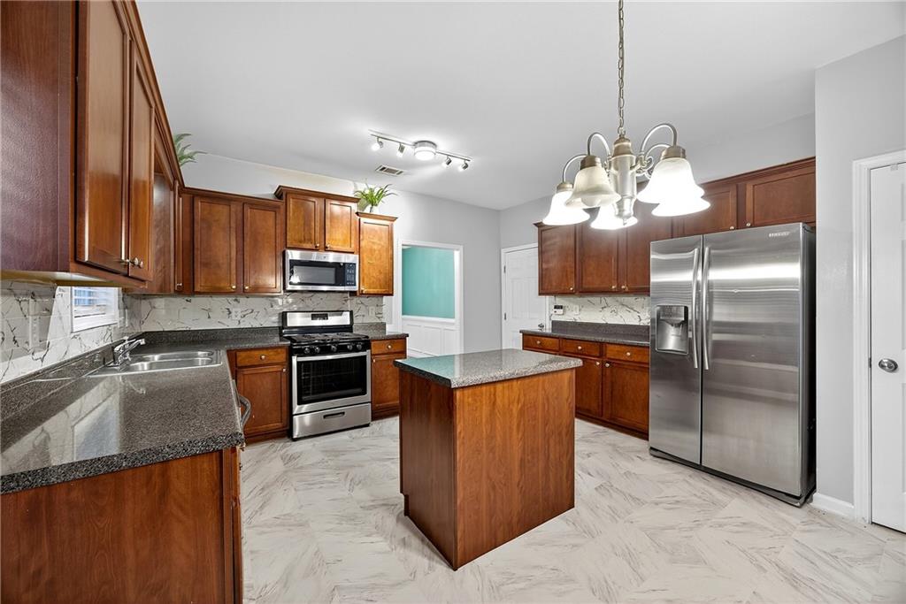 4216 Preserve Trail Southwest Snellville, GA 30039 - Photo 11 of 25