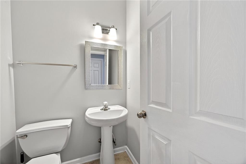 4216 Preserve Trail Southwest Snellville, GA 30039 - Photo 6 of 25