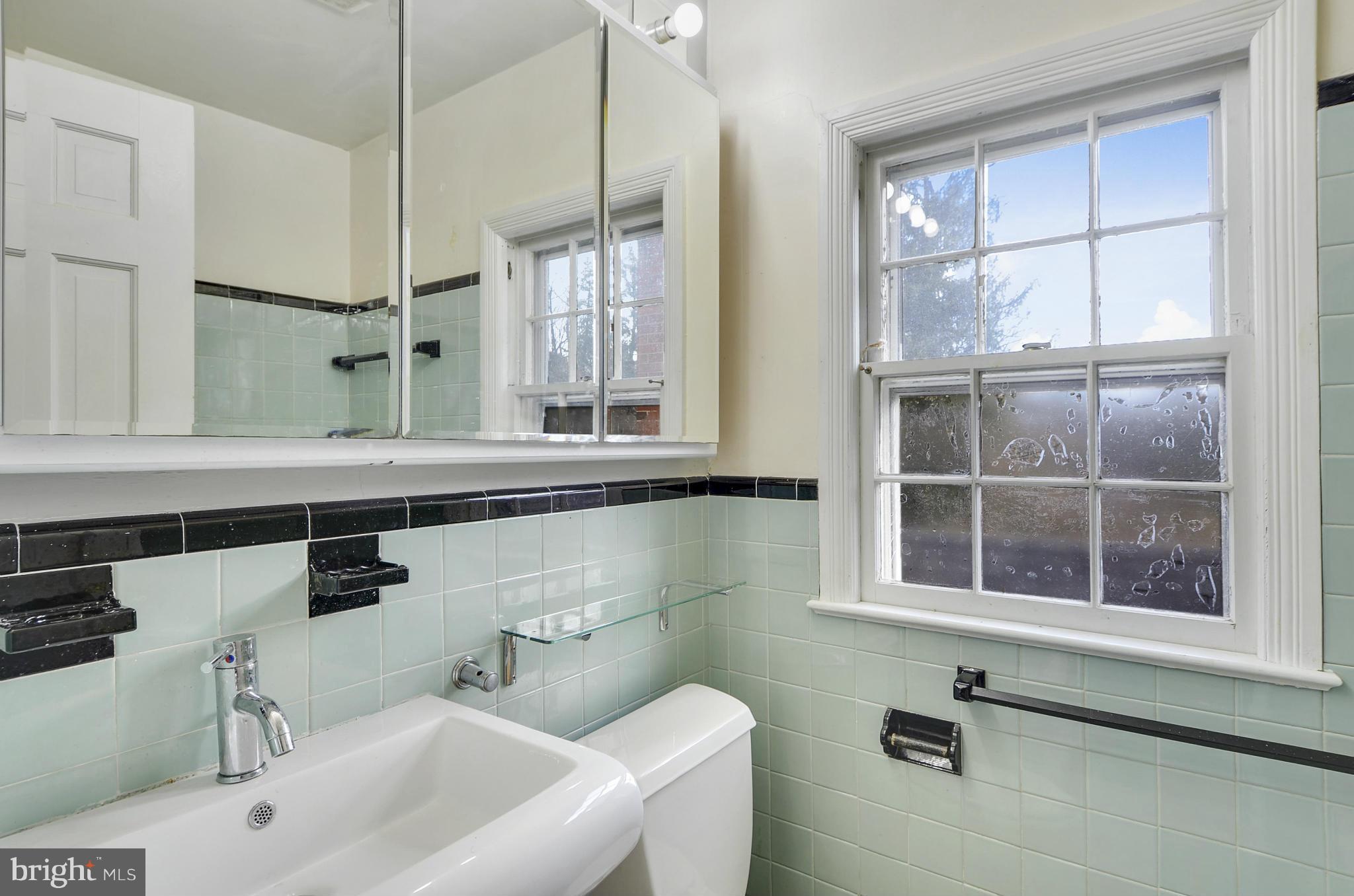 9704 Elrod Road Kensington, MD 20895 - Photo 19 of 30 Second Level Hall Bathroom