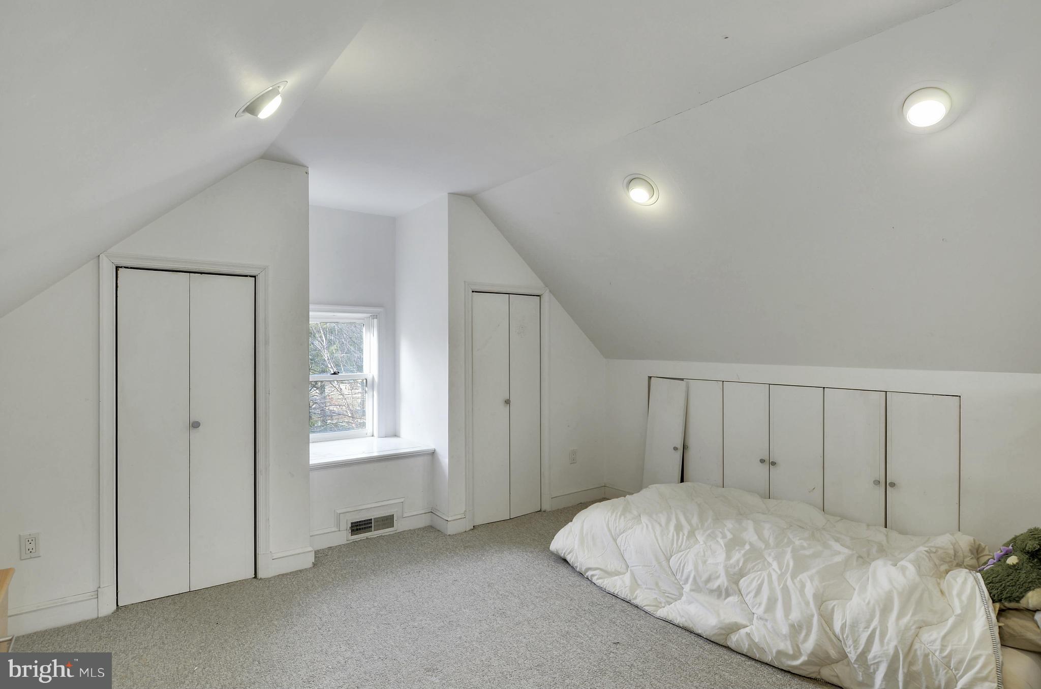 9704 Elrod Road Kensington, MD 20895 - Photo 22 of 30 Large Third Level Bedroom