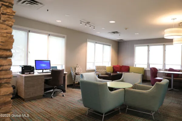 $1,783 | Undisclosed Address, Colonie, NY 12110