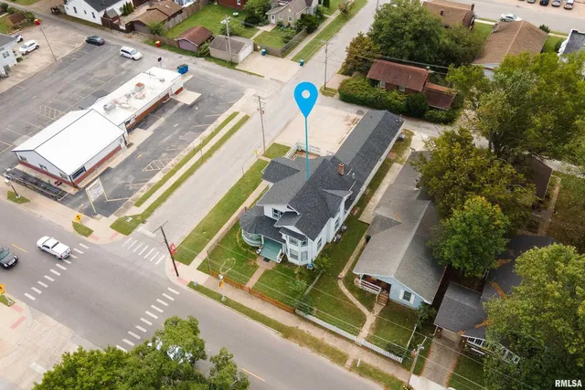 $219,000 | 2101 Walnut Street, Murphysboro, IL 62966