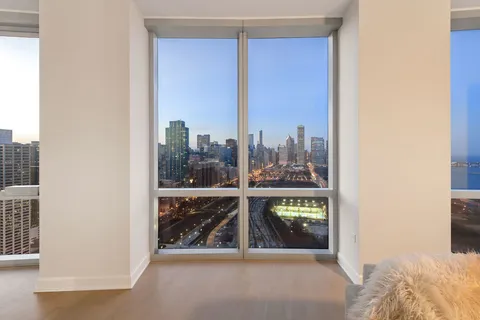 $1,490,000 | 1211 South Prairie Avenue, Unit 3401, Chicago, IL 60605