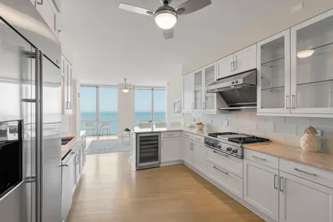 $1,490,000 | 1211 South Prairie Avenue, Unit 3401, Chicago, IL 60605