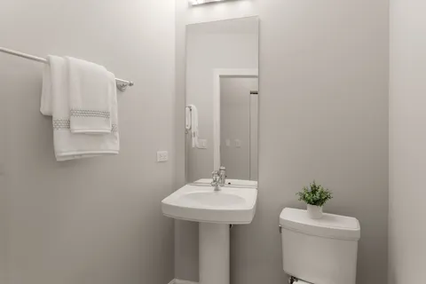 $1,490,000 | 1211 South Prairie Avenue, Unit 3401, Chicago, IL 60605