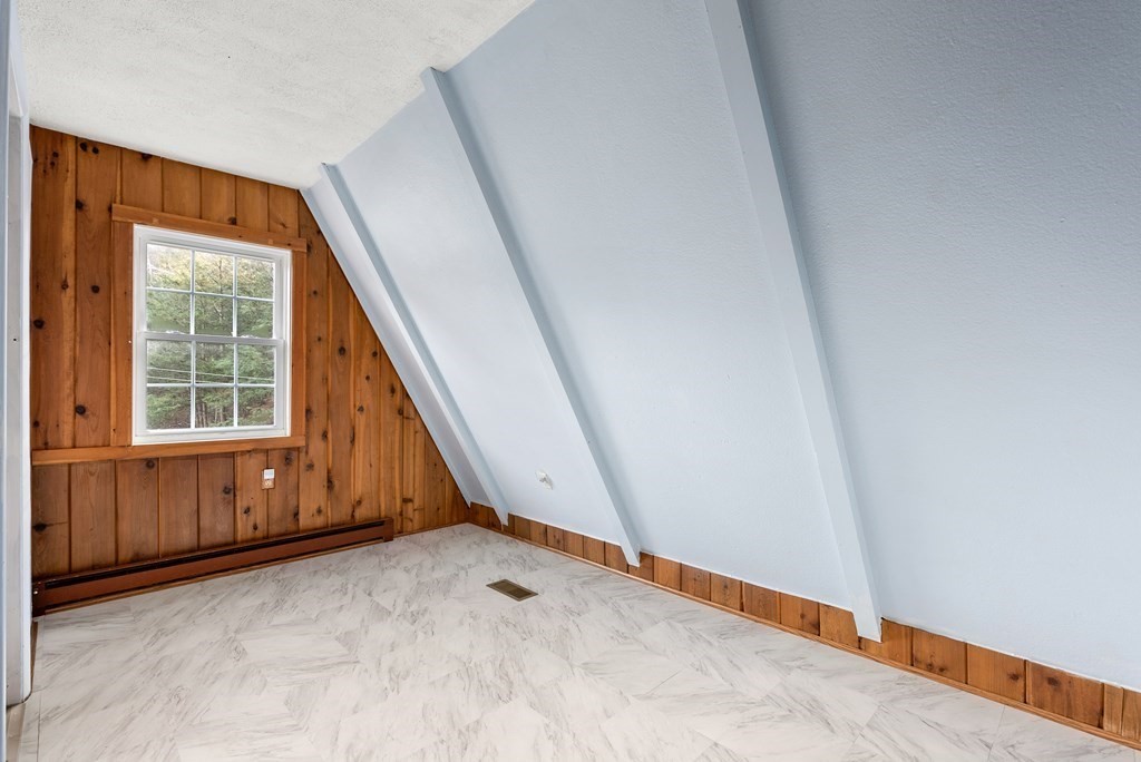 24 East Brimfield Road Holland, MA 01521 - Photo 11 of 30