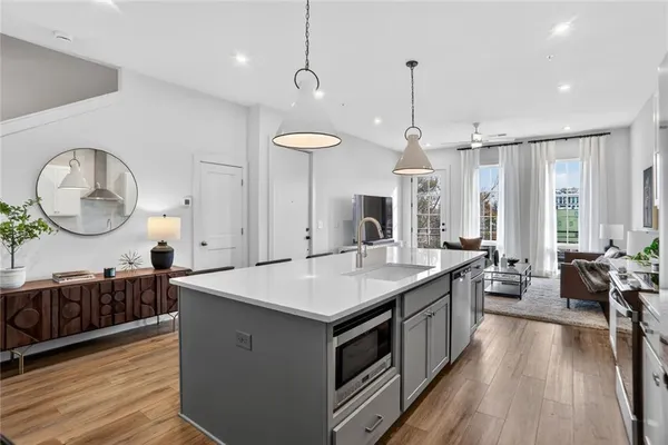 $2,925 | 1291 Longreen Terrace Northwest, Unit 7, Atlanta, GA 30318