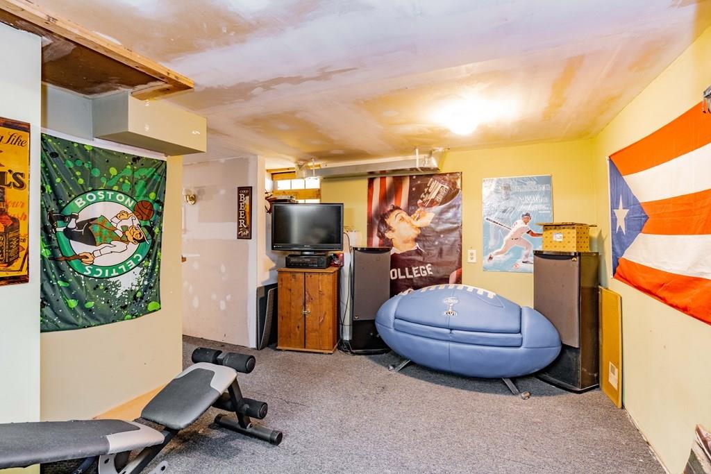 149 Eddy Street Springfield, MA 01104 - Photo 33 of 42 a view of a room with gym equipment