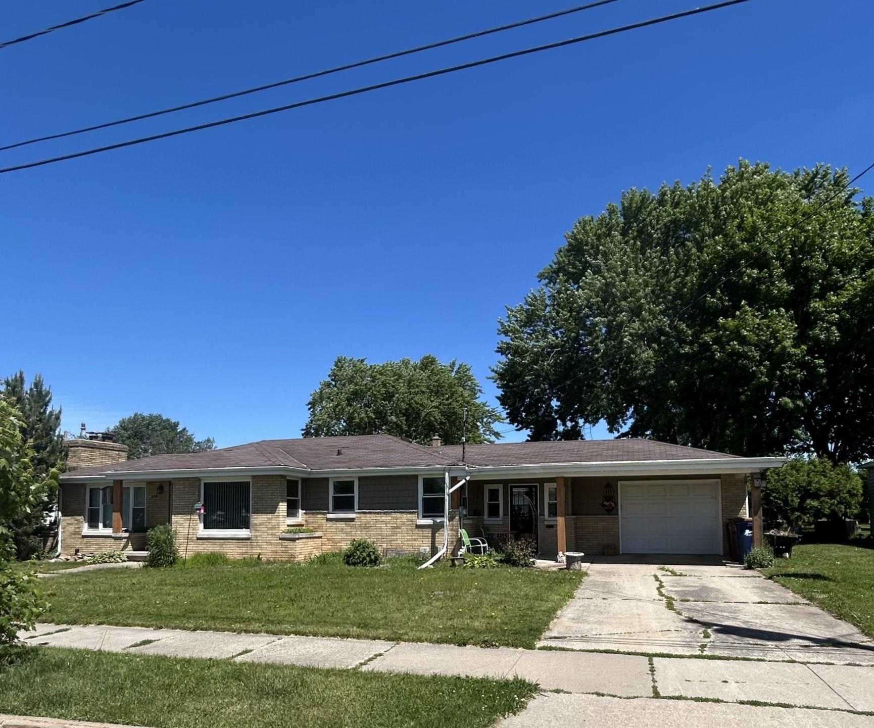 428 8th Street Menasha, WI 54952 - Photo 1 of 12