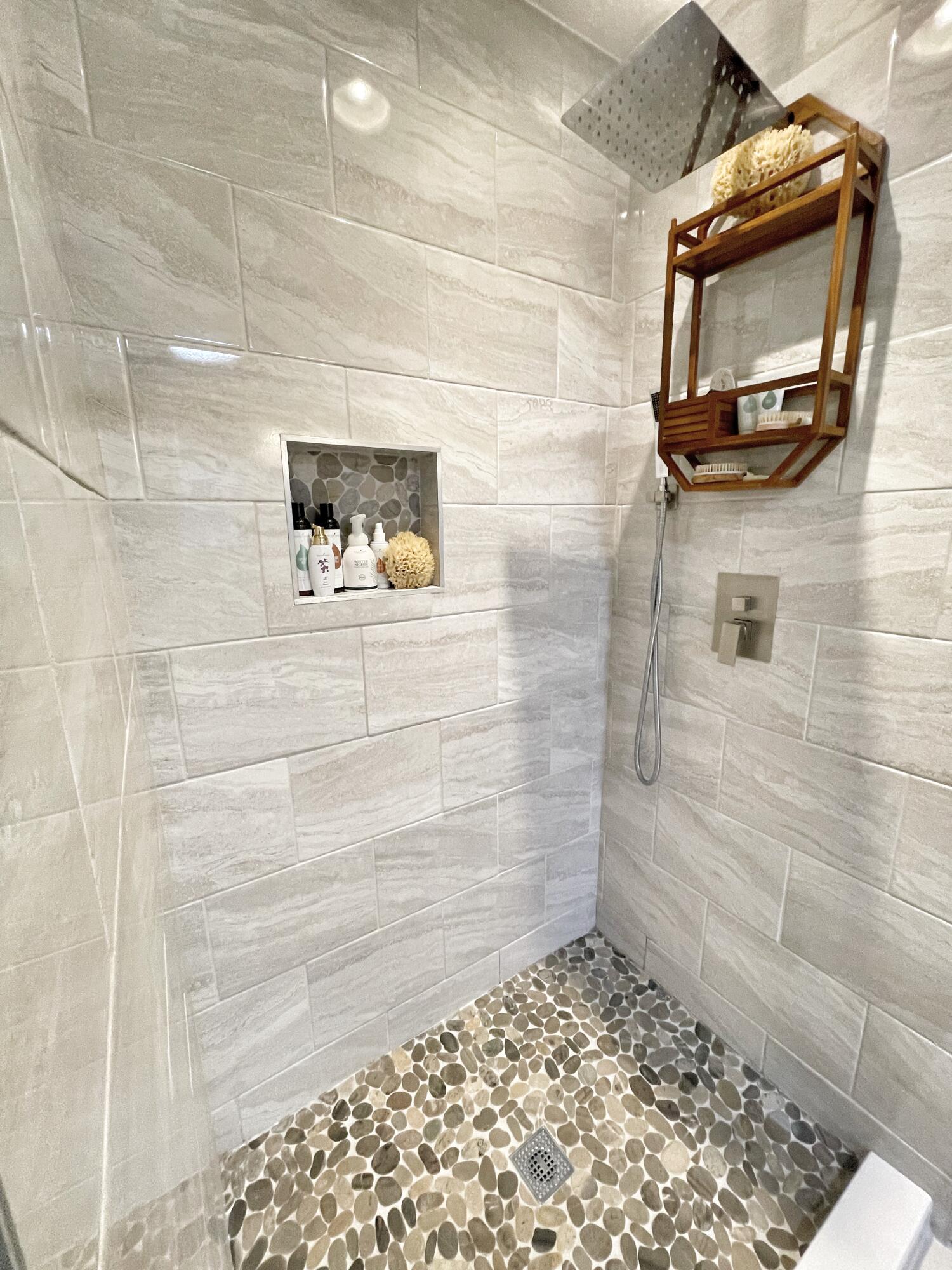 714 Riva Ridge Drive Crestview, FL 32539 - Photo 19 of 37 a bathroom with a shower